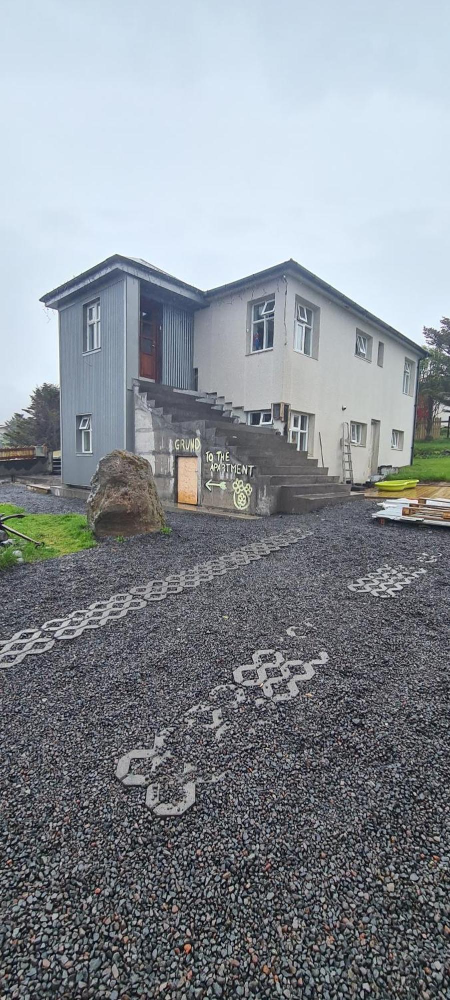 Grund In Olafsvikアパートメント エクステリア 写真