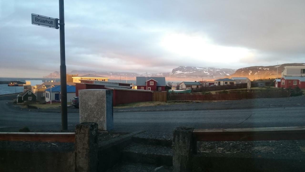 Grund In Olafsvikアパートメント エクステリア 写真
